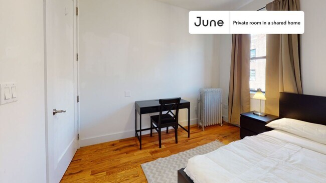 Room in Shared 5 bed/2 bath home in Prospect Lefferts Gardens