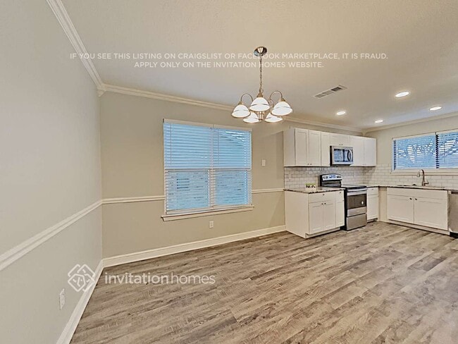 6649 Parkwood Dr