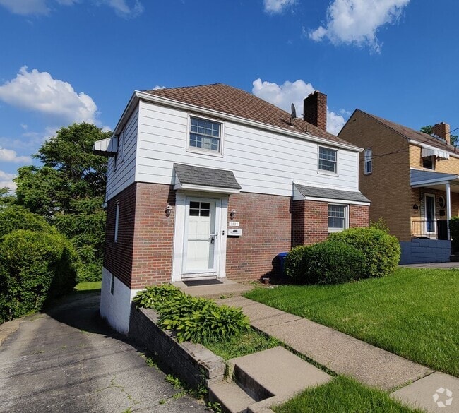 Building Photo - *Recently Updated 3BD/1BA Available for Re... Rental