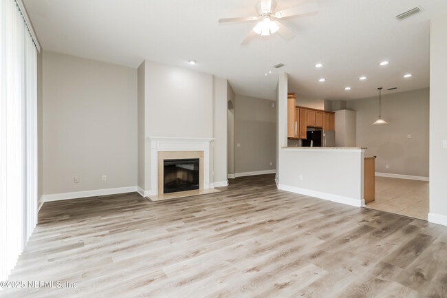 Photo - 125 Linda Lake Ln