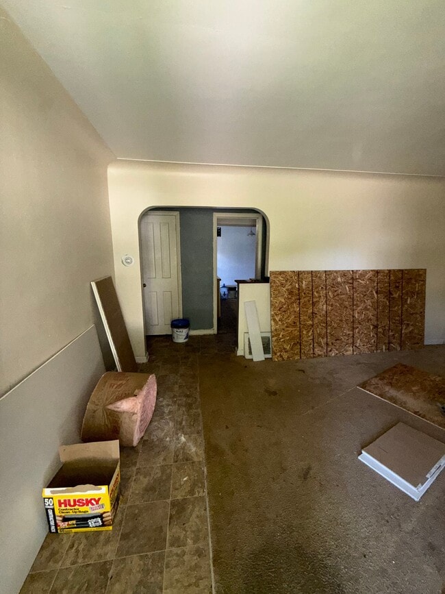 Photo - 411 W Marengo Ave