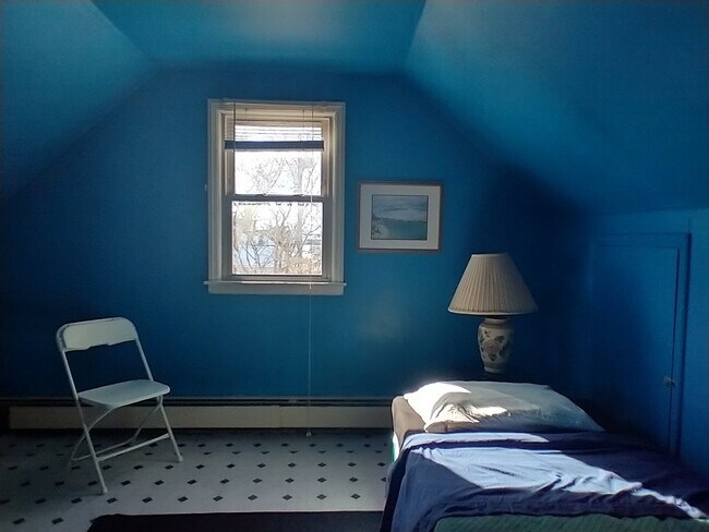 Photo - 1843 Fairhaven Rd