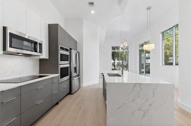 Photo - 300 S Australian Ave Unit 105