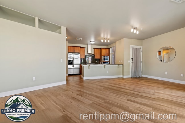 Photo - 406 S 13th St