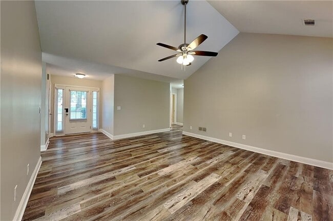 Photo - 3564 Saddlebrook Dr