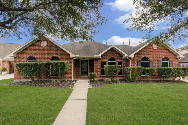 Building Photo - Kerr Lane, Pearland, TX 77584 - 5 BR 3 BA detached house