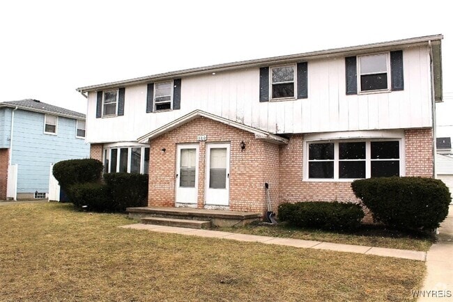 Building Photo - 300 Sundridge Dr Rental