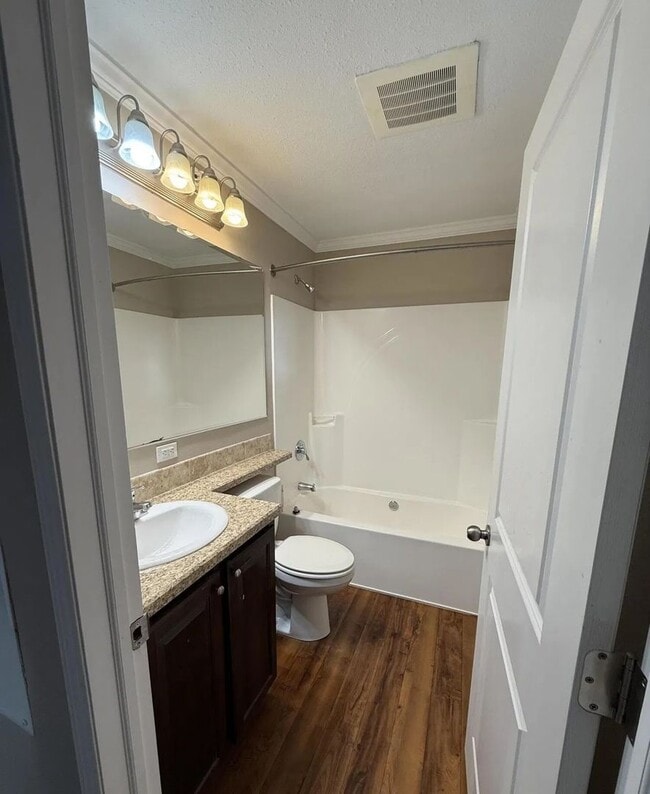 Photo - Wolf Run Village