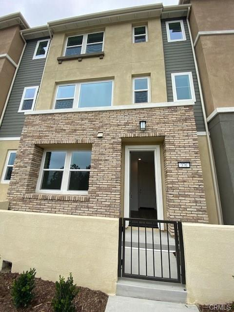 Photo - 376 Bellver Townhome