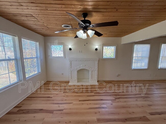 Photo - 5149 S 36th W Ave