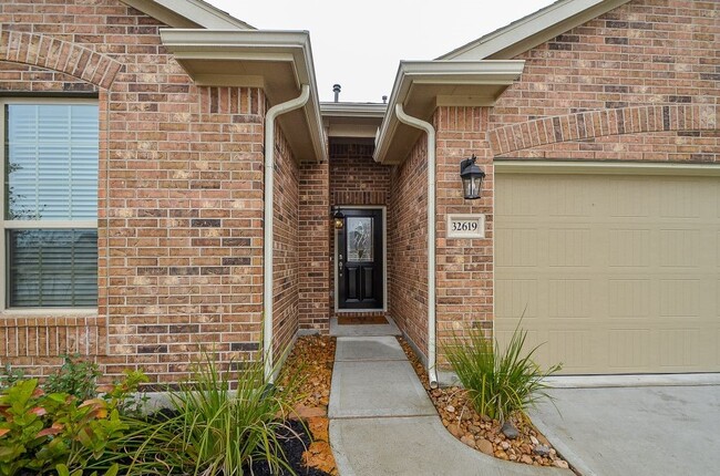 Photo - 32619 Twilight Gable Ct