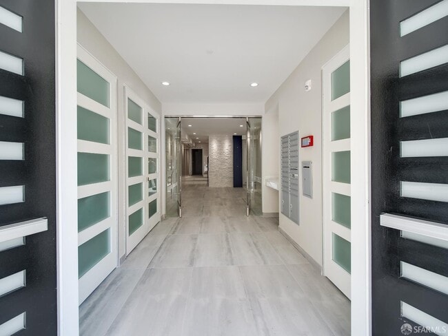 Photo - 1856 Pacific Ave