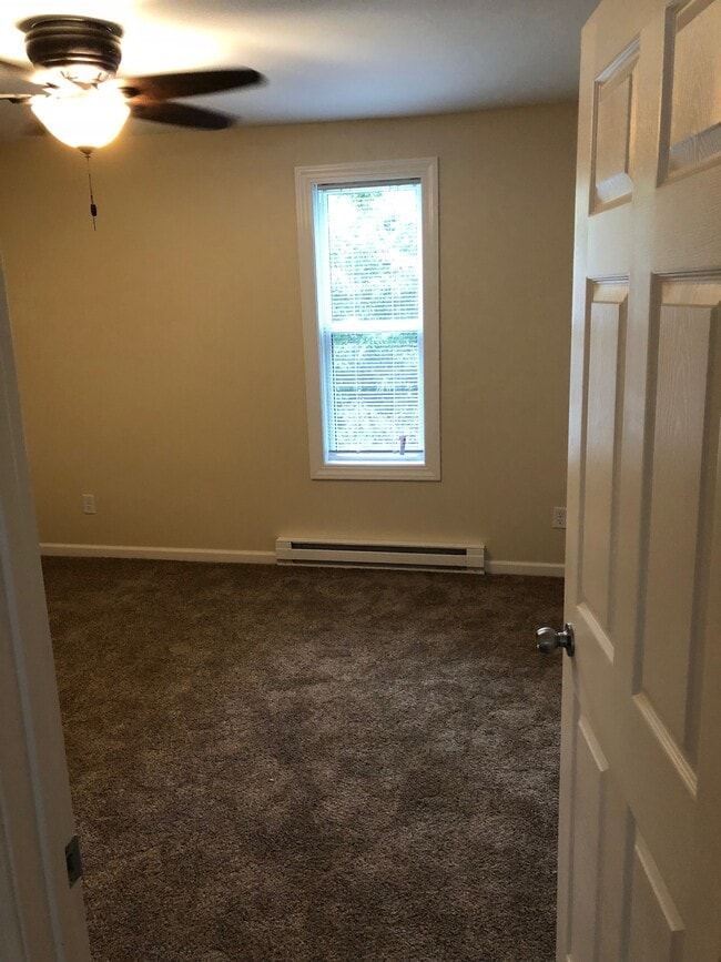 Photo - 627 Hudson St