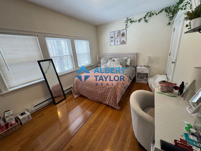 Photo - 44 Greycliff Rd Unit 1