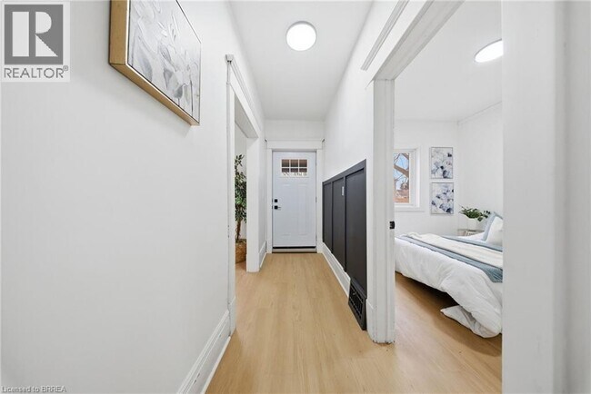 Photo - 232 Grey St