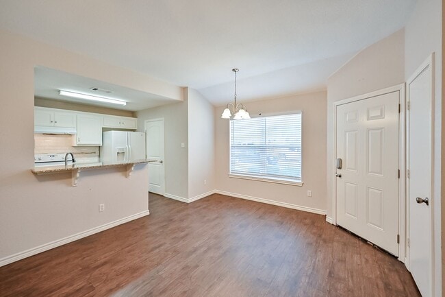 Photo - Mansfield 3/2 Duplex