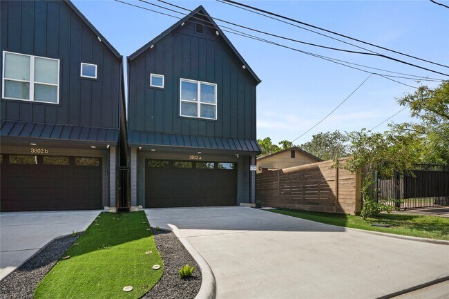 Photo - 3802 Buck St