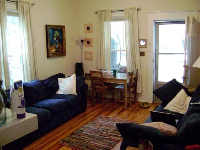 Photo - 917 Burch Ave Unit 3