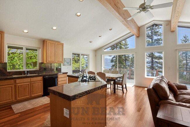 Photo - Beautiful Home with Lakeview in a Gated Community! - Just reduced!!