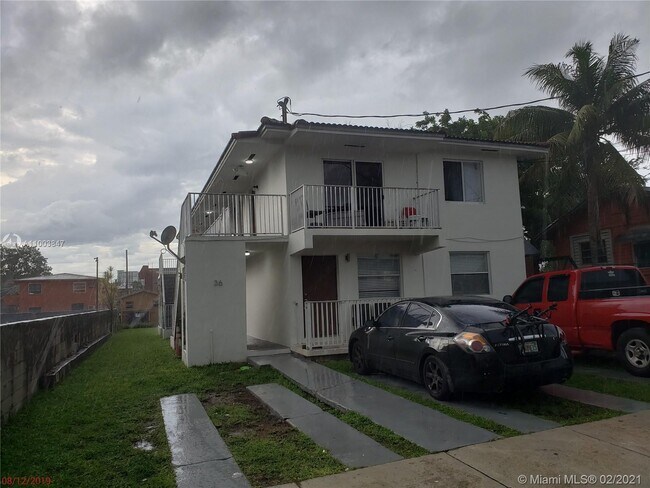 Photo - 36 NW 17th Ct Unit 2