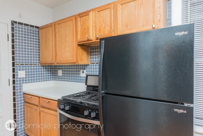Photo - 3115 W Foster Ave Unit 3121 H1