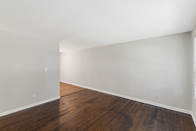 Photo - 604 Hi Crest Dr