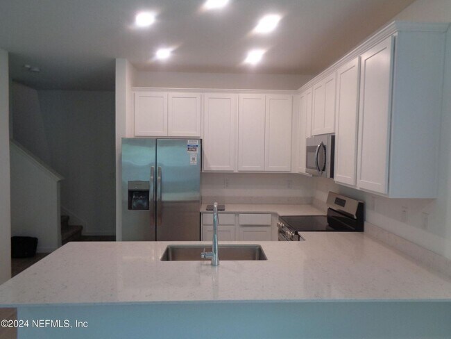 Photo - Middleburg Townhome for Rent