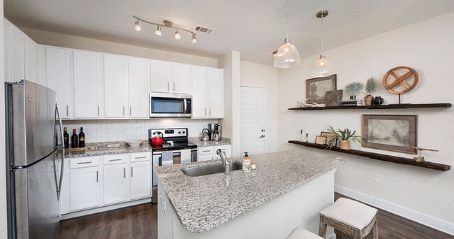 Photo - Southtowne Apartments