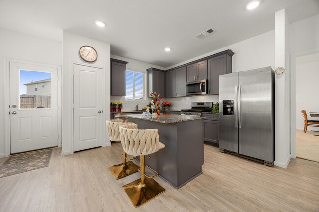Photo - 16907 Elm Grove Rd