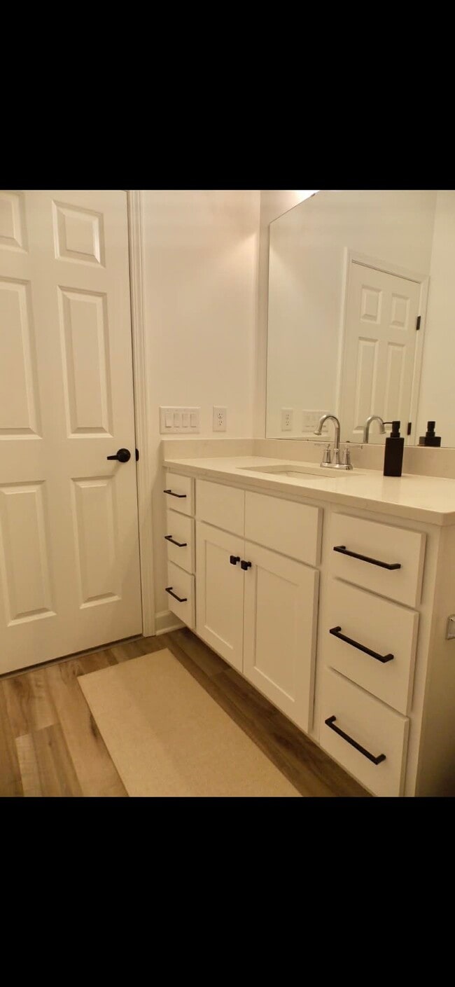 Photo - 2739 Primrose Ave