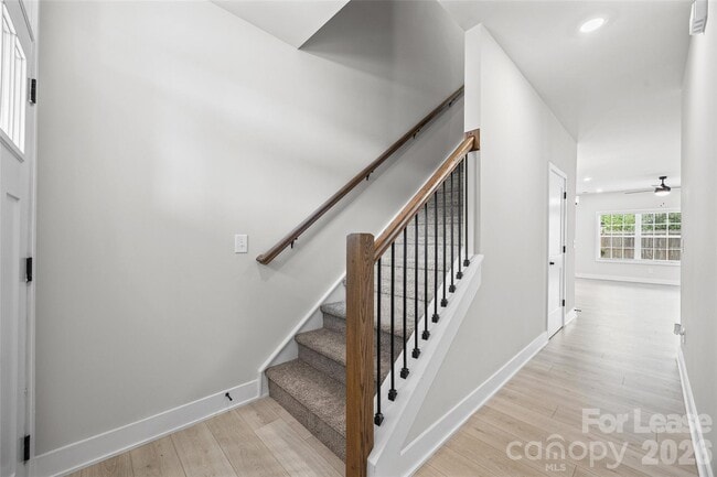 Photo - 720 Pinecone Dr