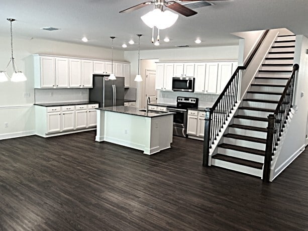 Photo - 3021 Eagle Bluff Way