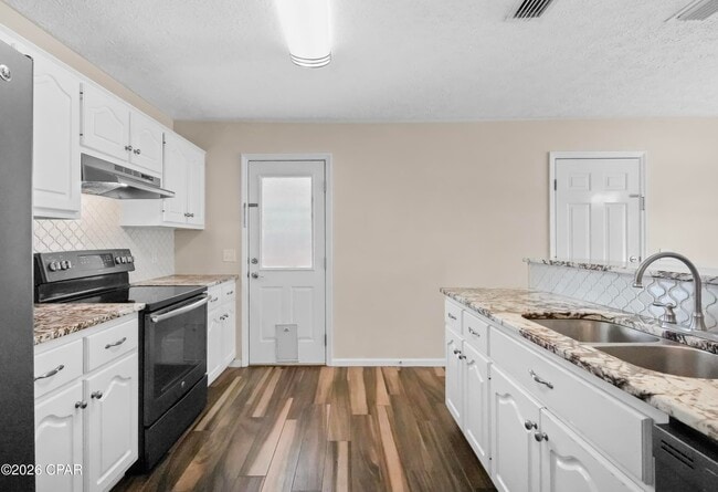 Photo - 1815 Foster Ave