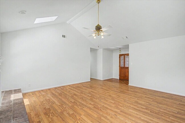 Photo - 4 Bed/2 Bath Updated Home in Richmond Heights