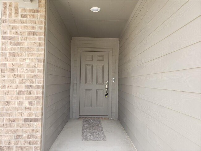 109 Red Buckeye St