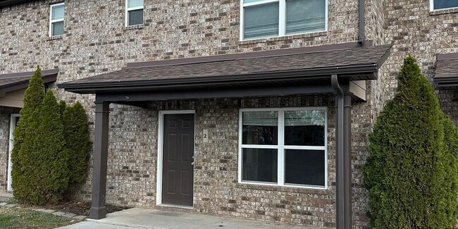 Bellvue Drive 14 (4 units) - Bellvue Drive 14 (4 units) Townhome