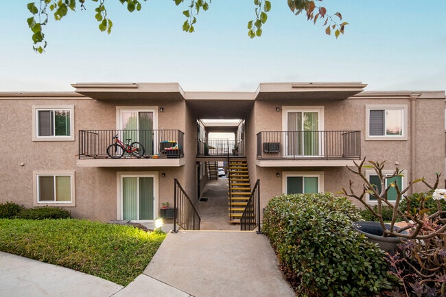 Wexford Manor Apartments