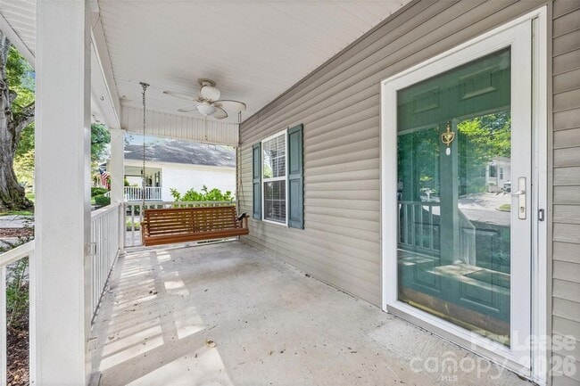 Photo - 215 6th St