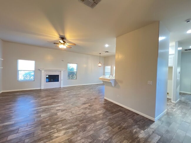 Photo - NORTHWEST BAKERSFIELD