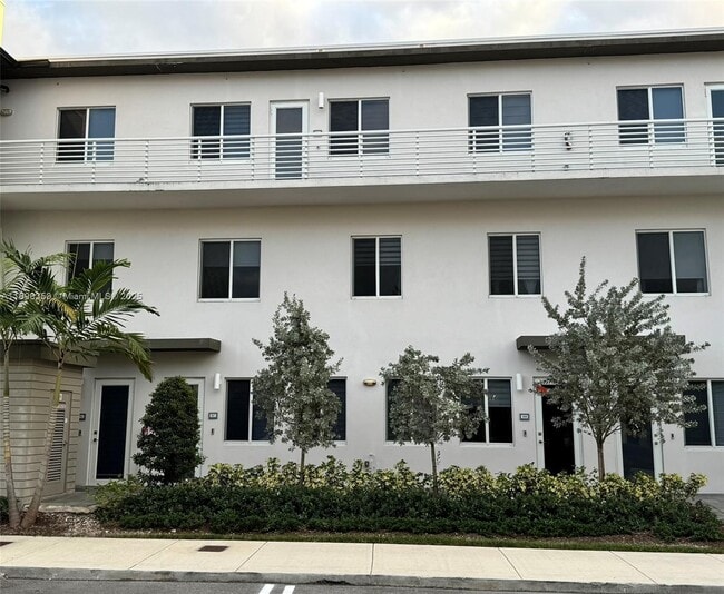 Photo - 10270 NW 66th St Unit 107