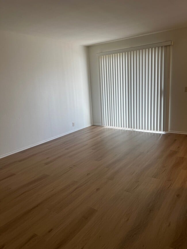 Photo - 1132 Meta St