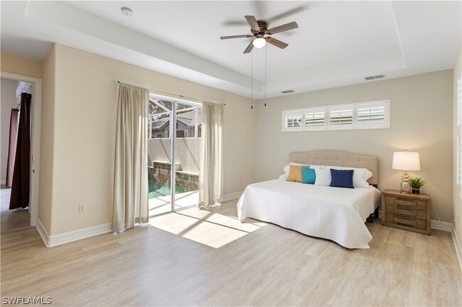 Building Photo - 1757 Tarpon Bay Dr S Unit 57