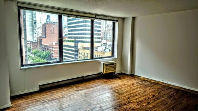 Building Photo - 1 bedroom in New York NY 10128 Unit 11J