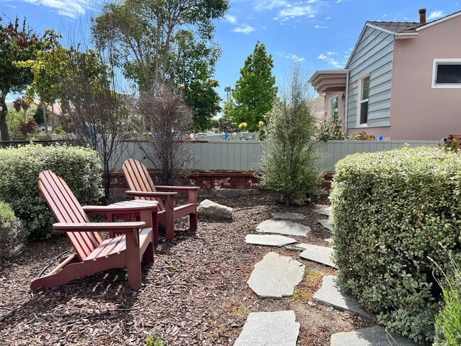 Photo - 4209 W 169th St