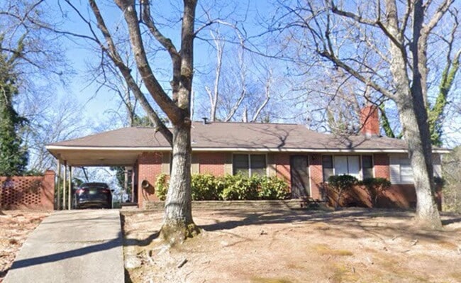 Building Photo - 1332 Champaign Ave