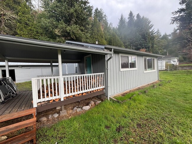 Photo - 48015 W 2nd St