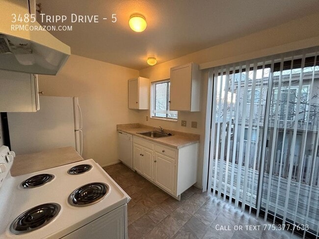 Photo - 3485 Tripp Dr Unit 5