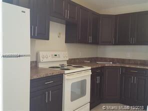 Photo - 900 Avenue H Unit 3