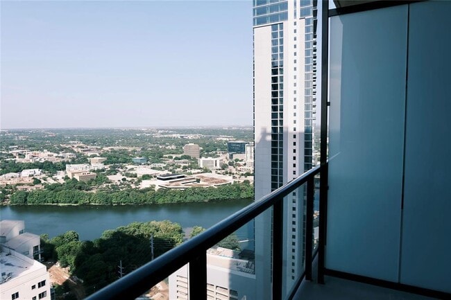 Photo - 610 Davis St Unit 3303