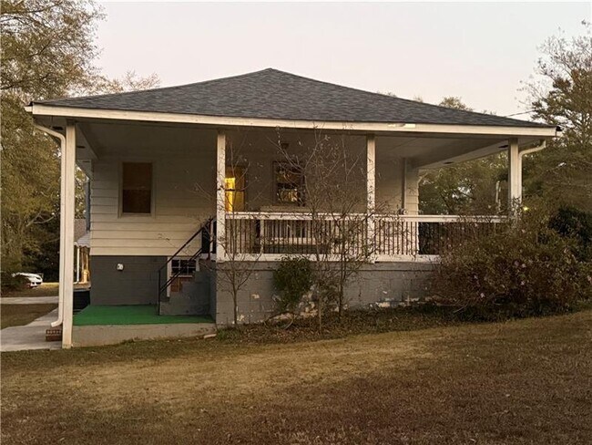498 Ridge Ave